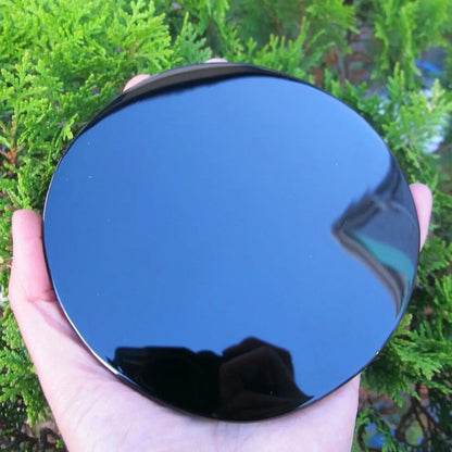 Réflexion Magique : Miroir Divinatoire en Obsidienne Noire